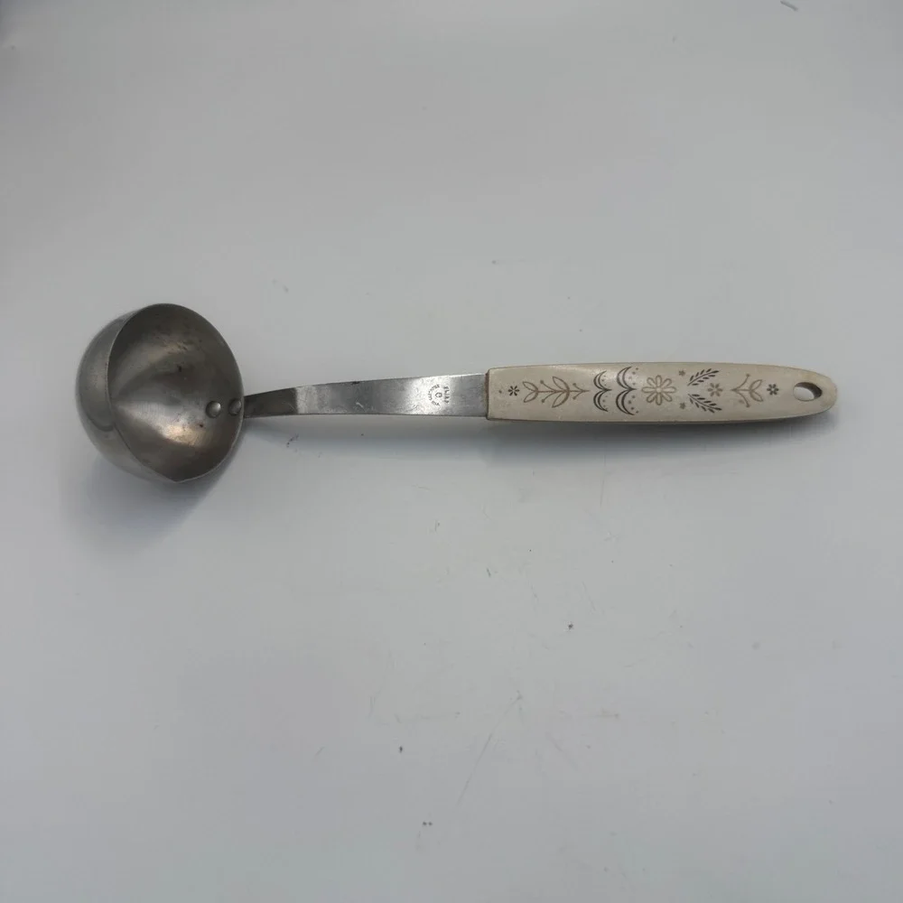 Vintage Ekco Flint Stainless Steel Gravy Ladle Floral Handle Pour Spout USA Made